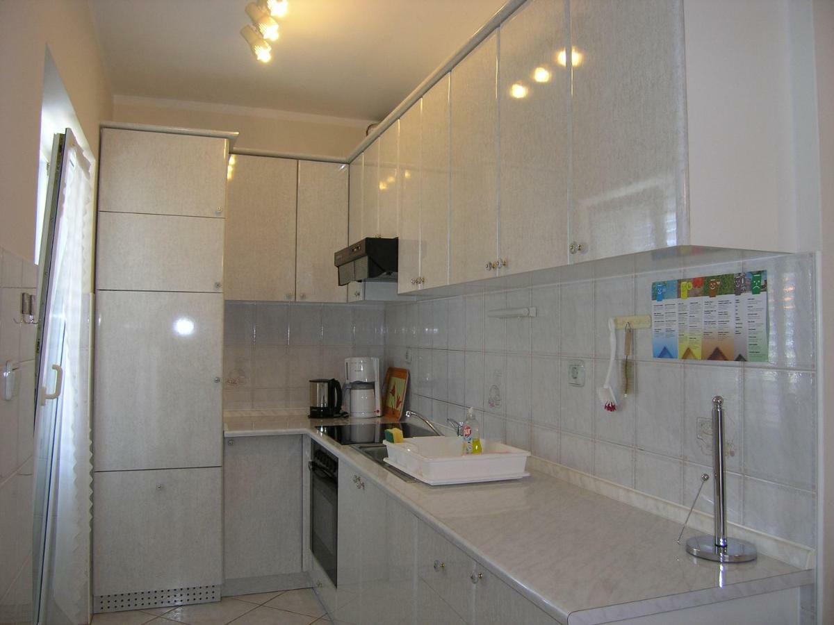 Apartman Juric Apartment Кърк Екстериор снимка