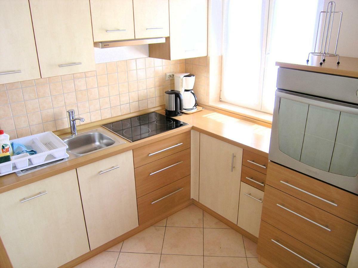 Apartman Juric Apartment Кърк Екстериор снимка