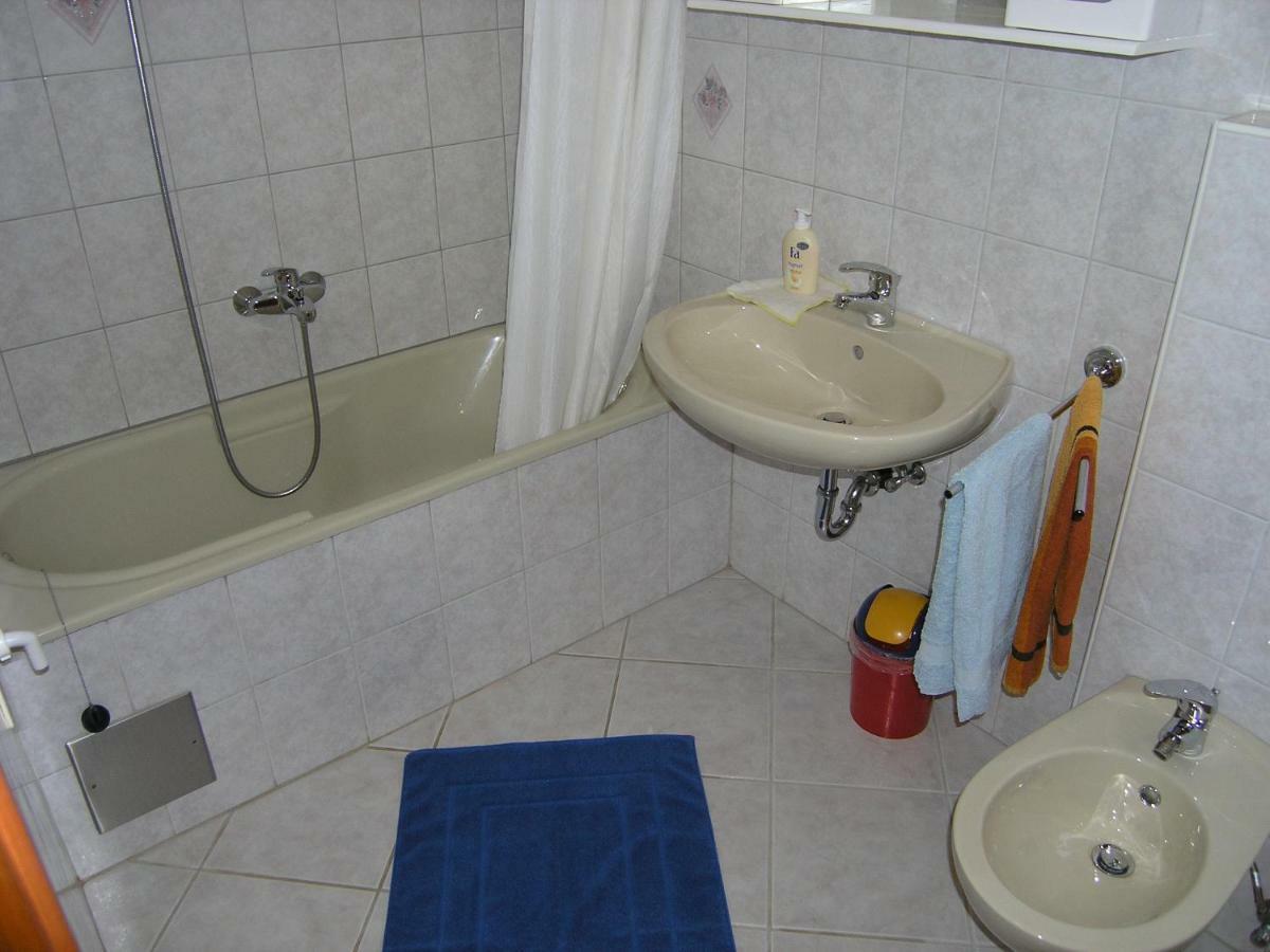 Apartman Juric Apartment Кърк Екстериор снимка